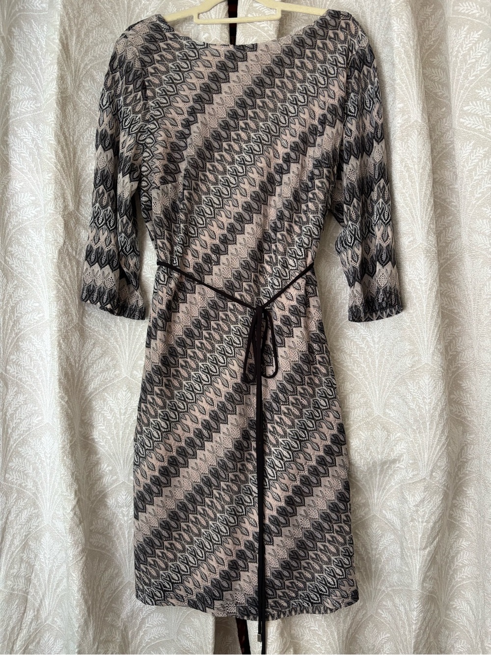 Studio One Black & Beige Geometric Tie-Waist Midi Dress
